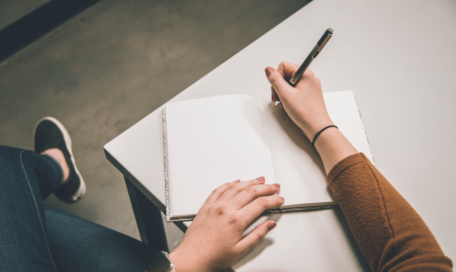 The Brain-Numbing Implications of Writing Blog Posts with AI